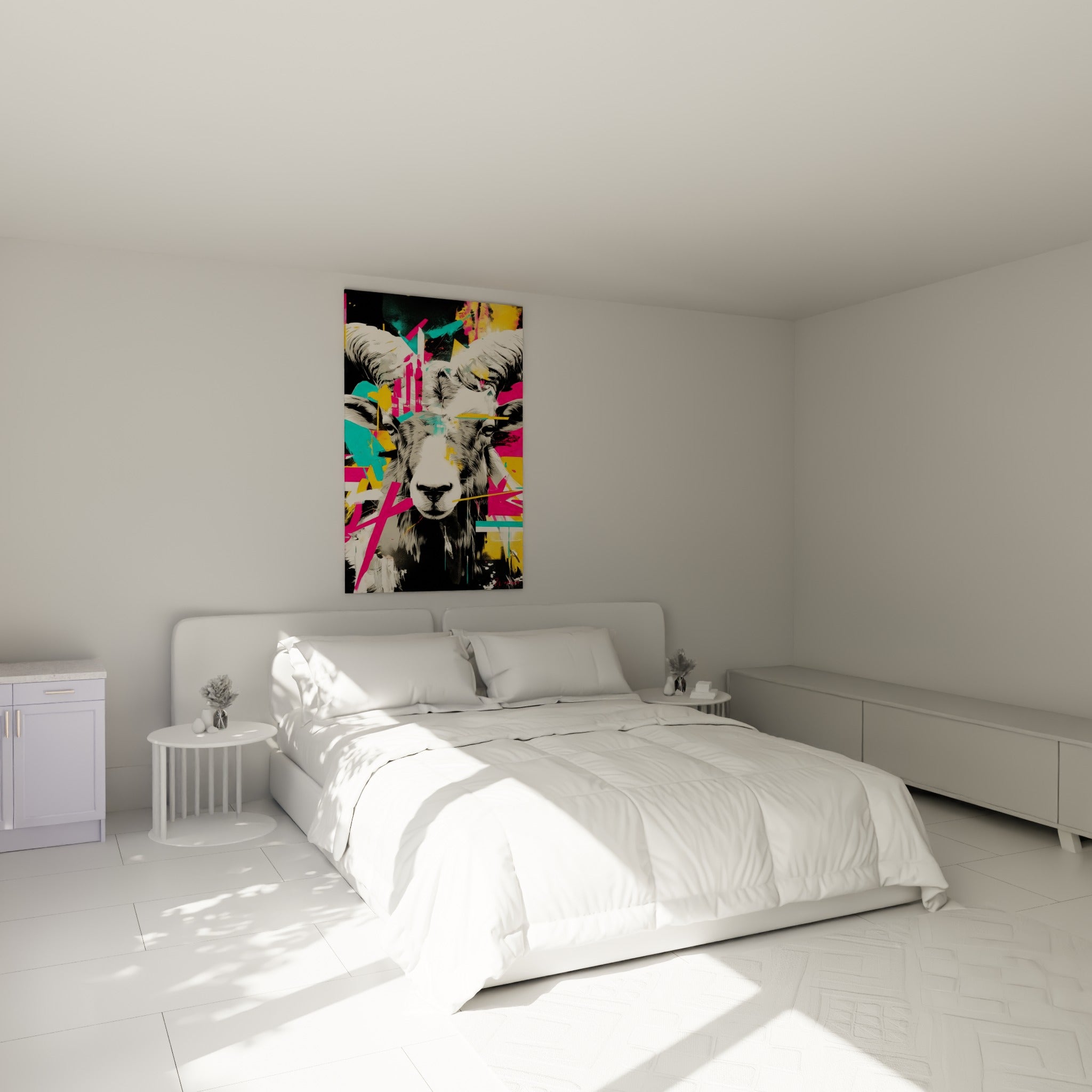 Cornes massives et pelage détaillé du bélier, touches turquoise, au-dessus d'un lit dans une chambre claire
