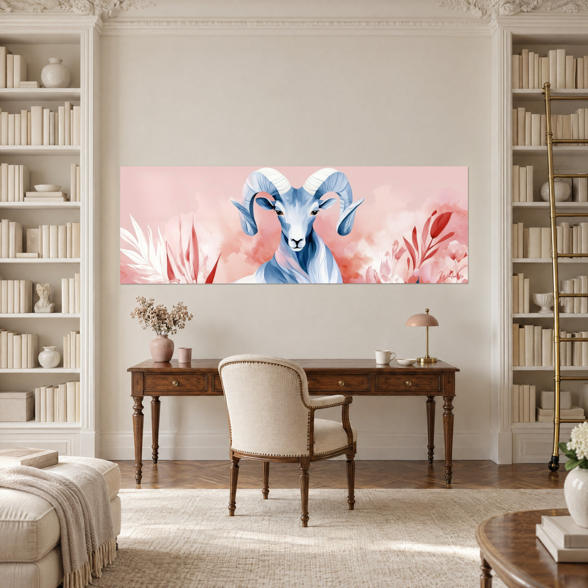 Gemälde Schaf mit großen Hörnern in Lavendelblau und Elfenbein, rosa Wolken, korallenfarbene Blüten, über einem Holzschreibtisch und Bücherregalen
