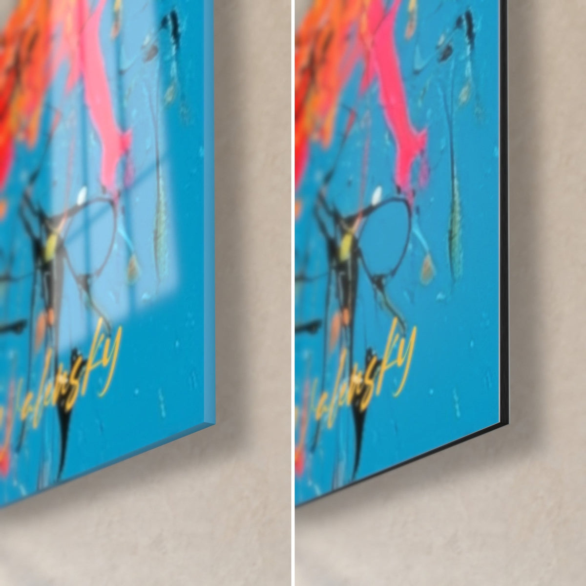 Schilderij schaap bespat met neonroze en azuurblauw, rechtsonder: glanzend glas links, mat Dibond en rand rechts