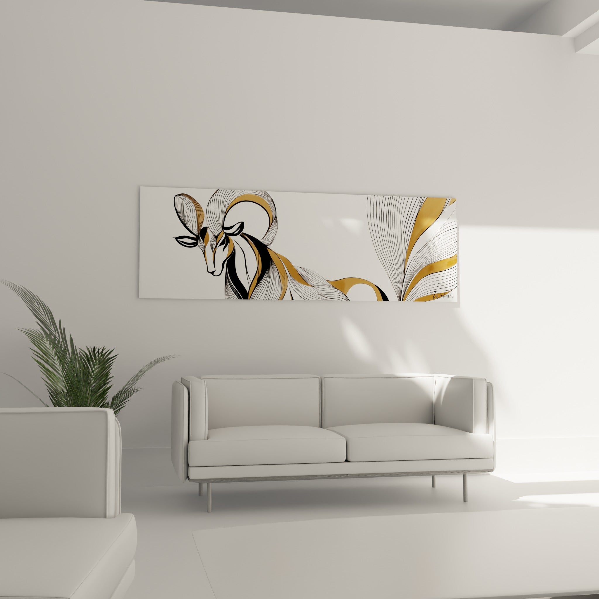 Bélier graphique aux teintes dorées et noires suspendu au-dessus d'un canapé dans un salon lumineux