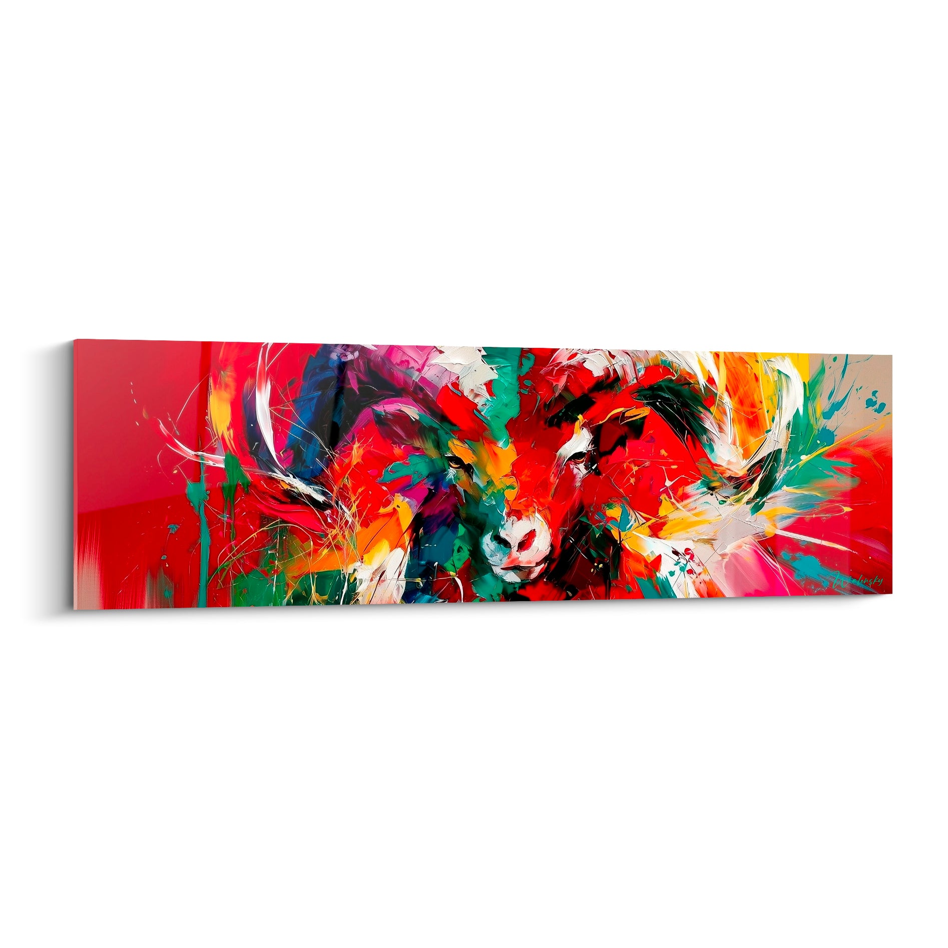 Bélier peint en rouge écarlate et vert émeraude, cornes blanches éclaboussées de peinture abstraite