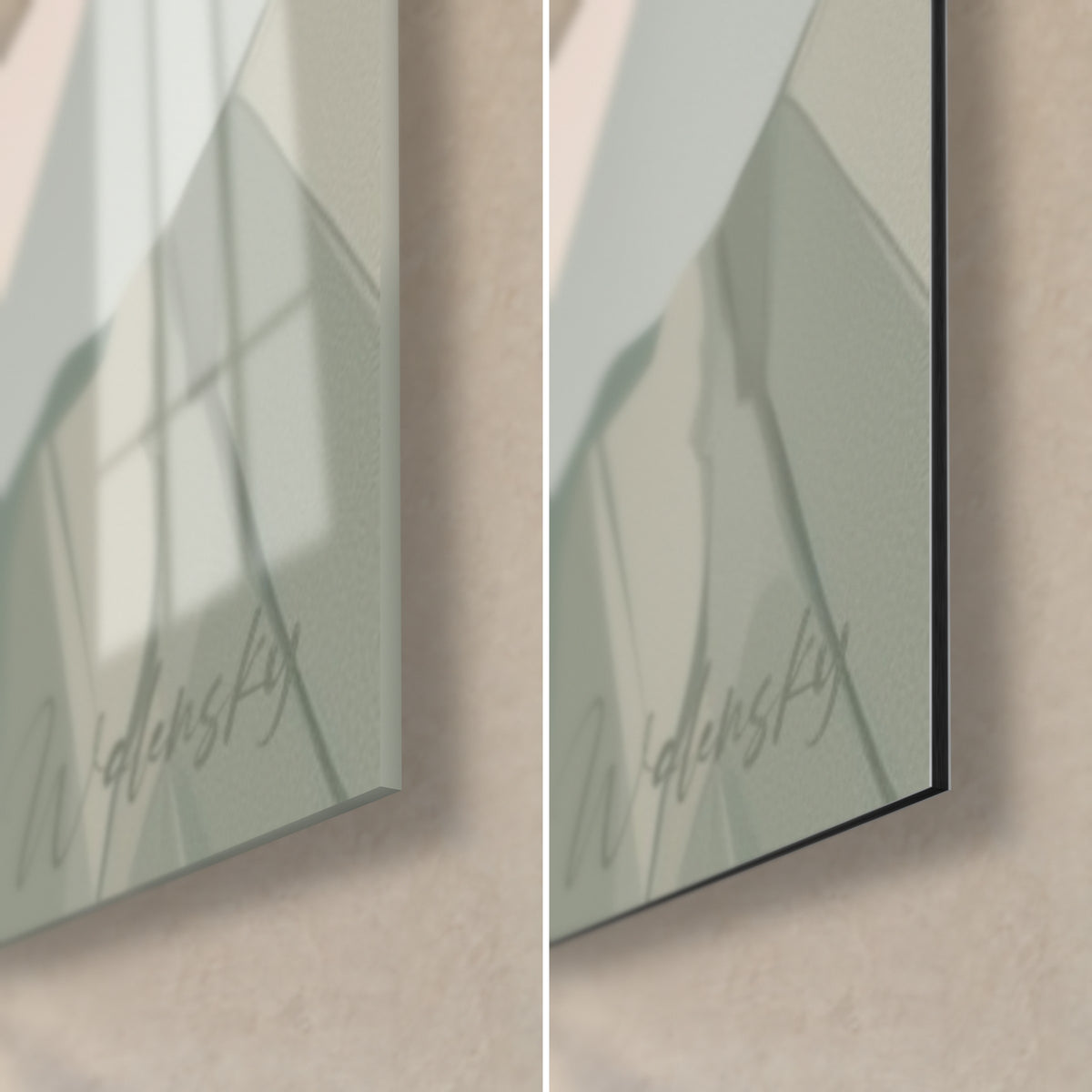 Quadro montone avorio, angolo in basso a destra in vetro acrilico lucido e alluminio Dibond opaco verde salvia, spessore 3 mm, firma