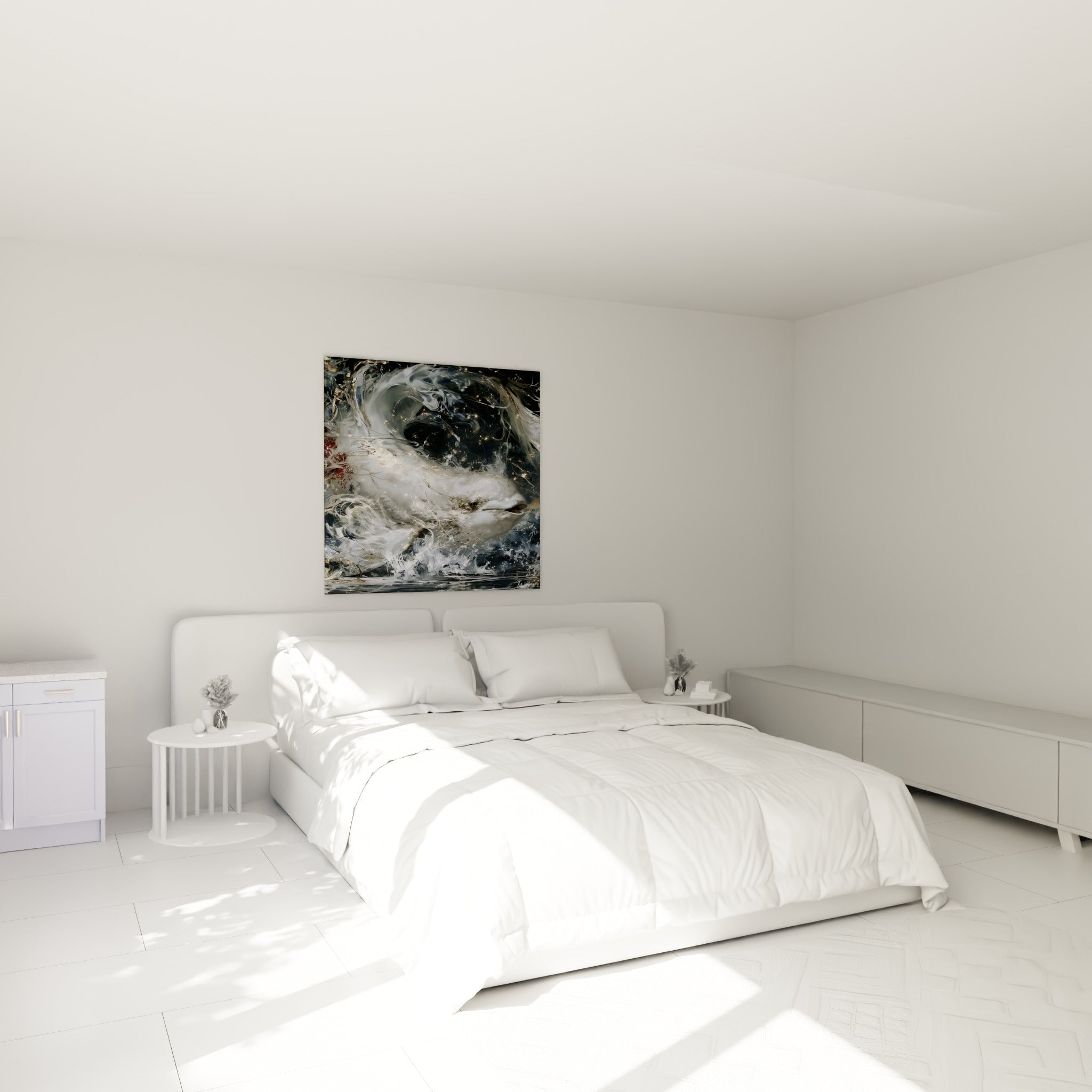 Créature marine blanche aux reflets dorés surgissant des flots au-dessus d'un lit dans une chambre claire