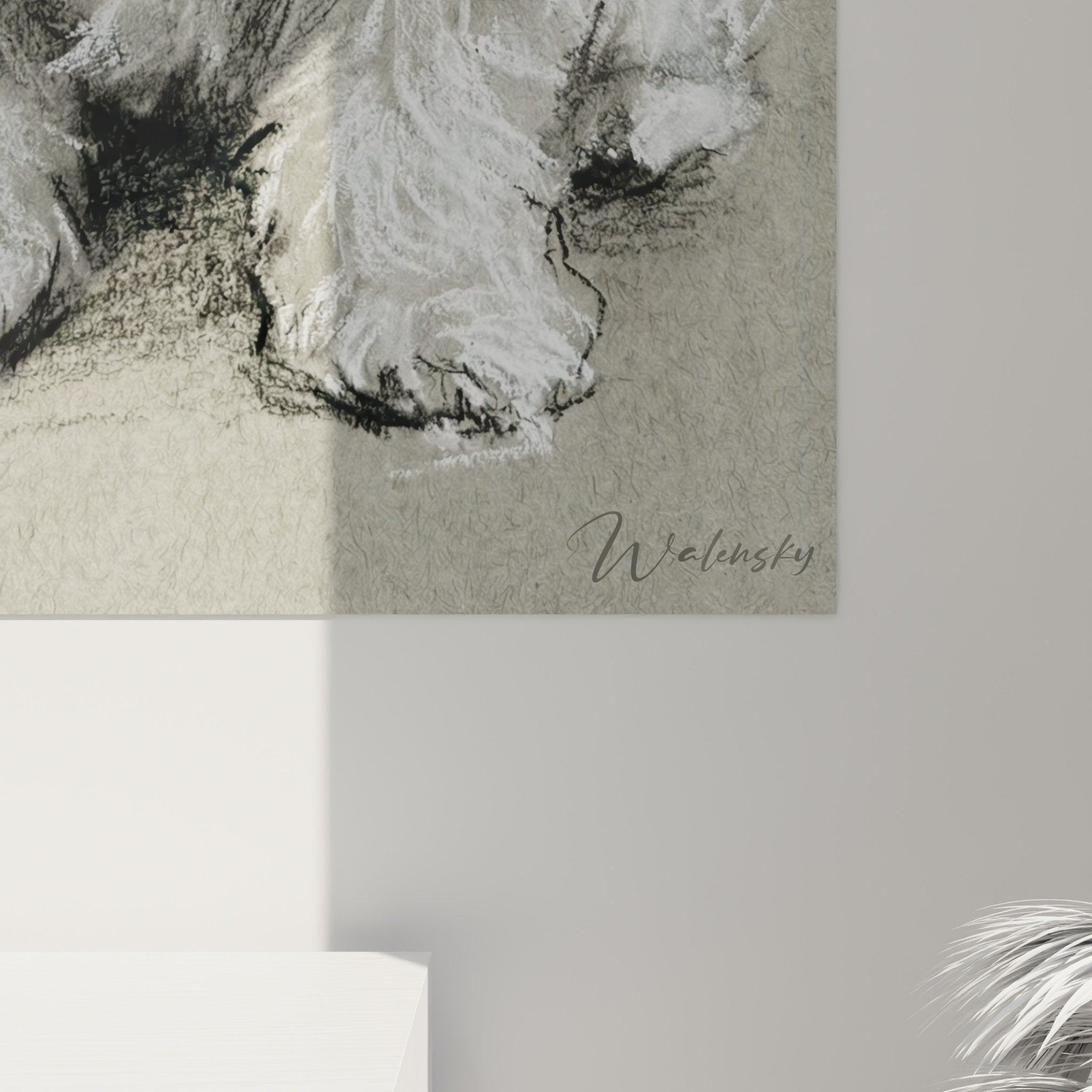 Vue ensemble tableau bichon maltais portrait pastel integration decoration interieure mur salon ambiance cosy elegante