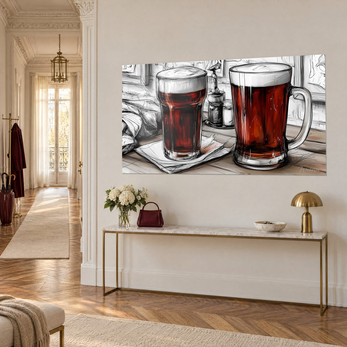 Tableau pinte et chope d'ale ambrée posées sur une serviette, traits d'encre et reflets roux, sur un mur beige du couloir
