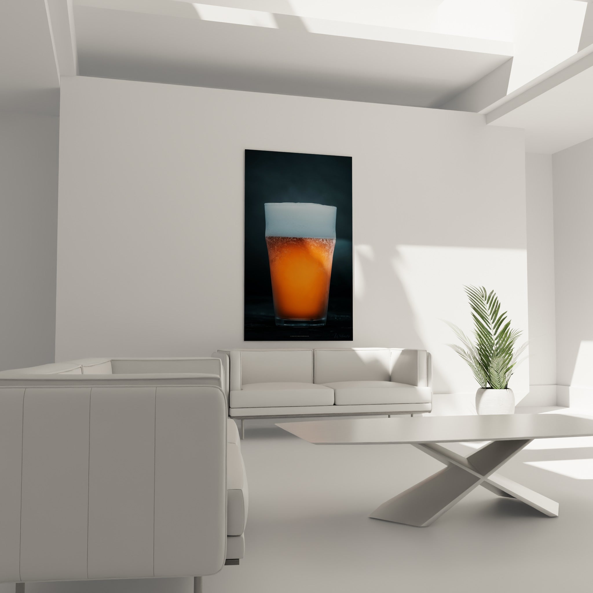 Breuvage orange vif et fond anthracite au-dessus d'un canapé dans un salon lumineux