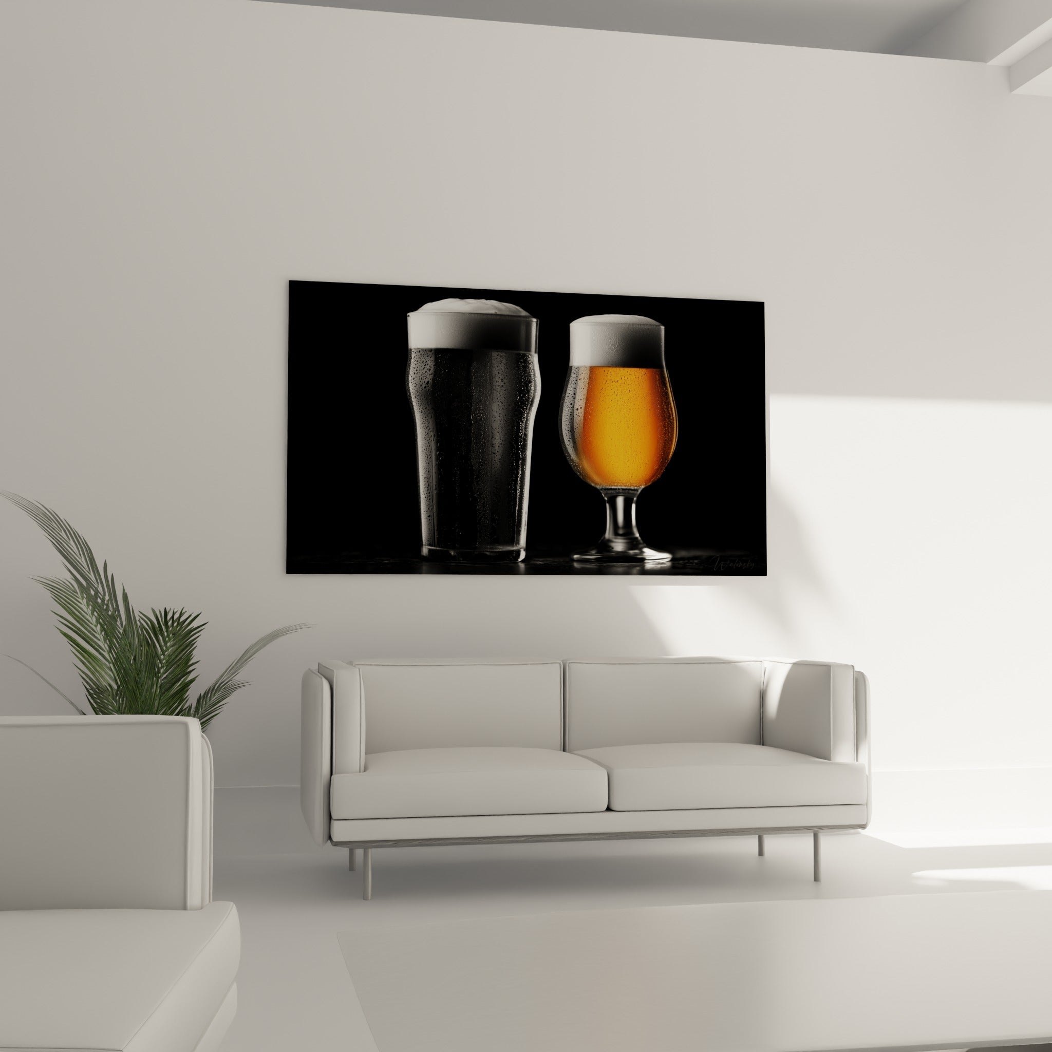 Bières stout et blonde givrées aux teintes noire et orangée trônent au-dessus d'un canapé dans un salon lumineux