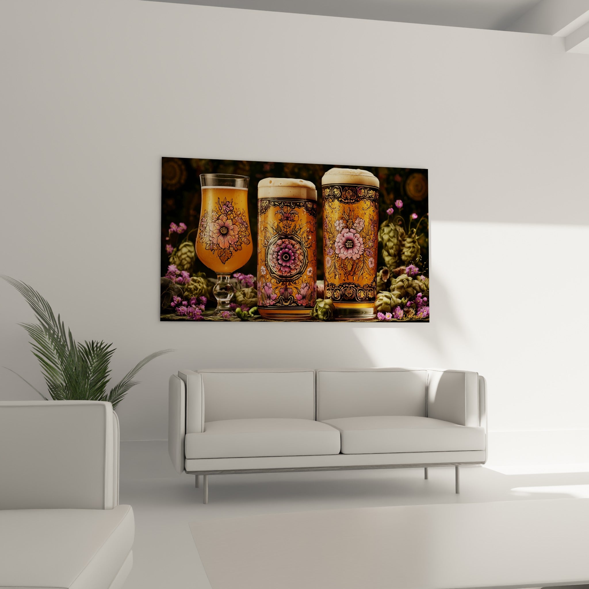 Bière ambrée à motifs floraux dorés et roses au-dessus d'un canapé dans un salon lumineux