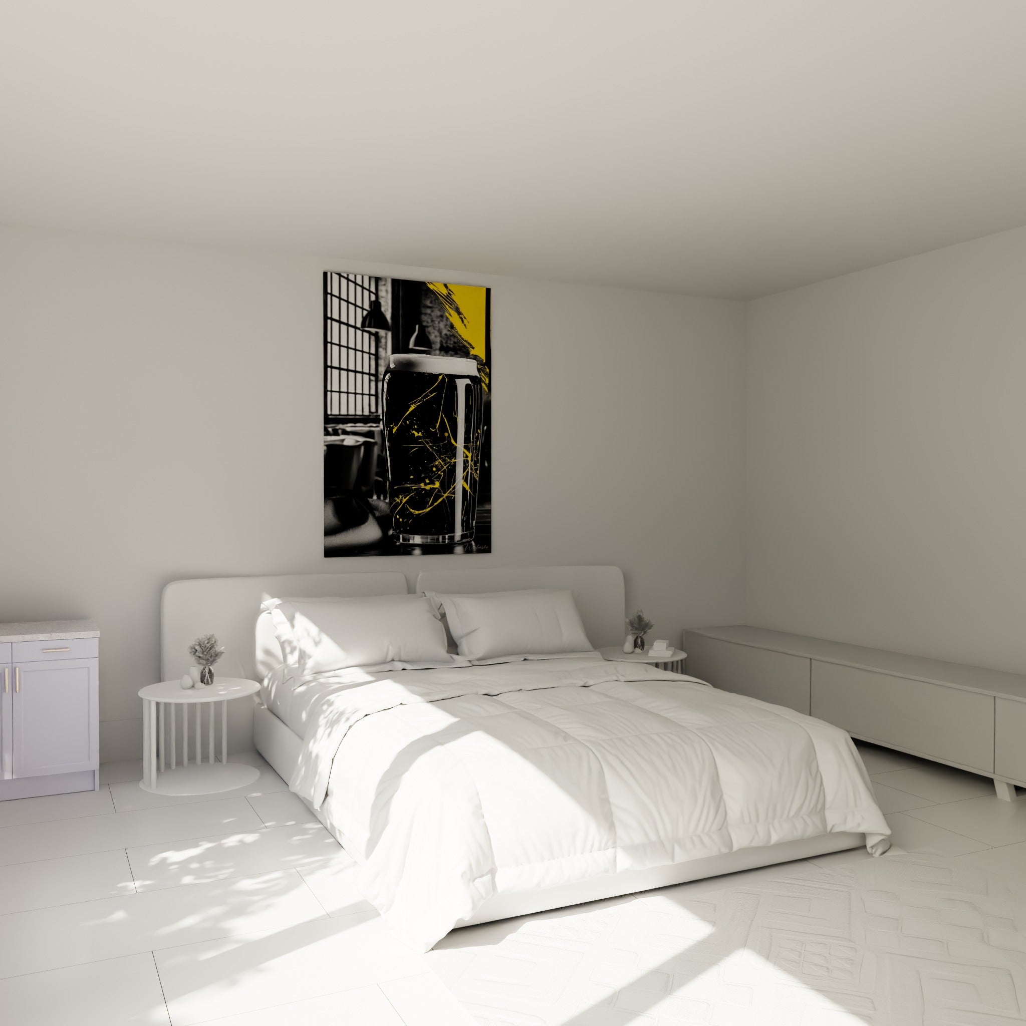 Pinte noire et jaune vif accrochée au-dessus d'un lit dans une chambre claire