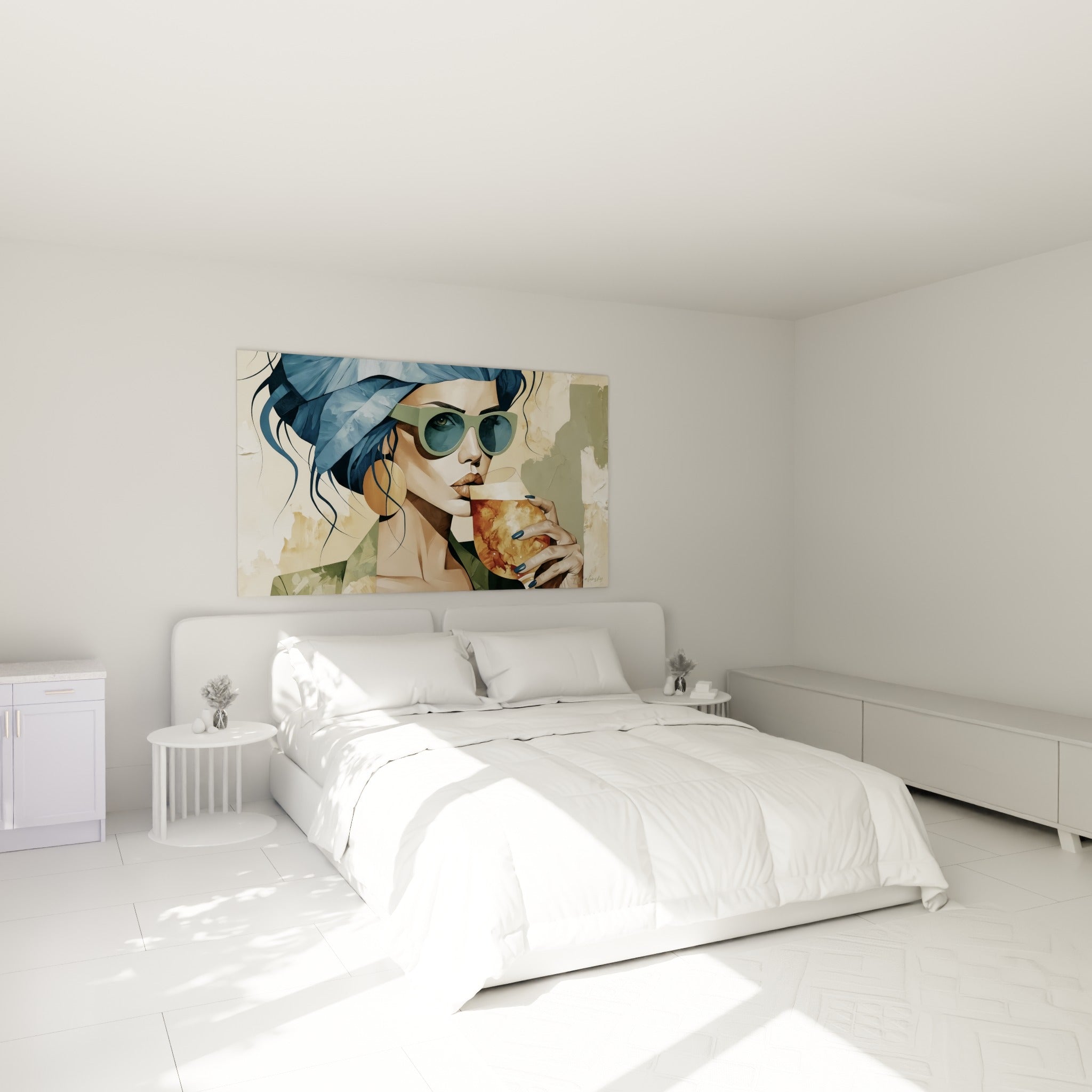 Portrait stylisé aux tons bleu et ocre accroché au-dessus d'un lit dans une chambre claire