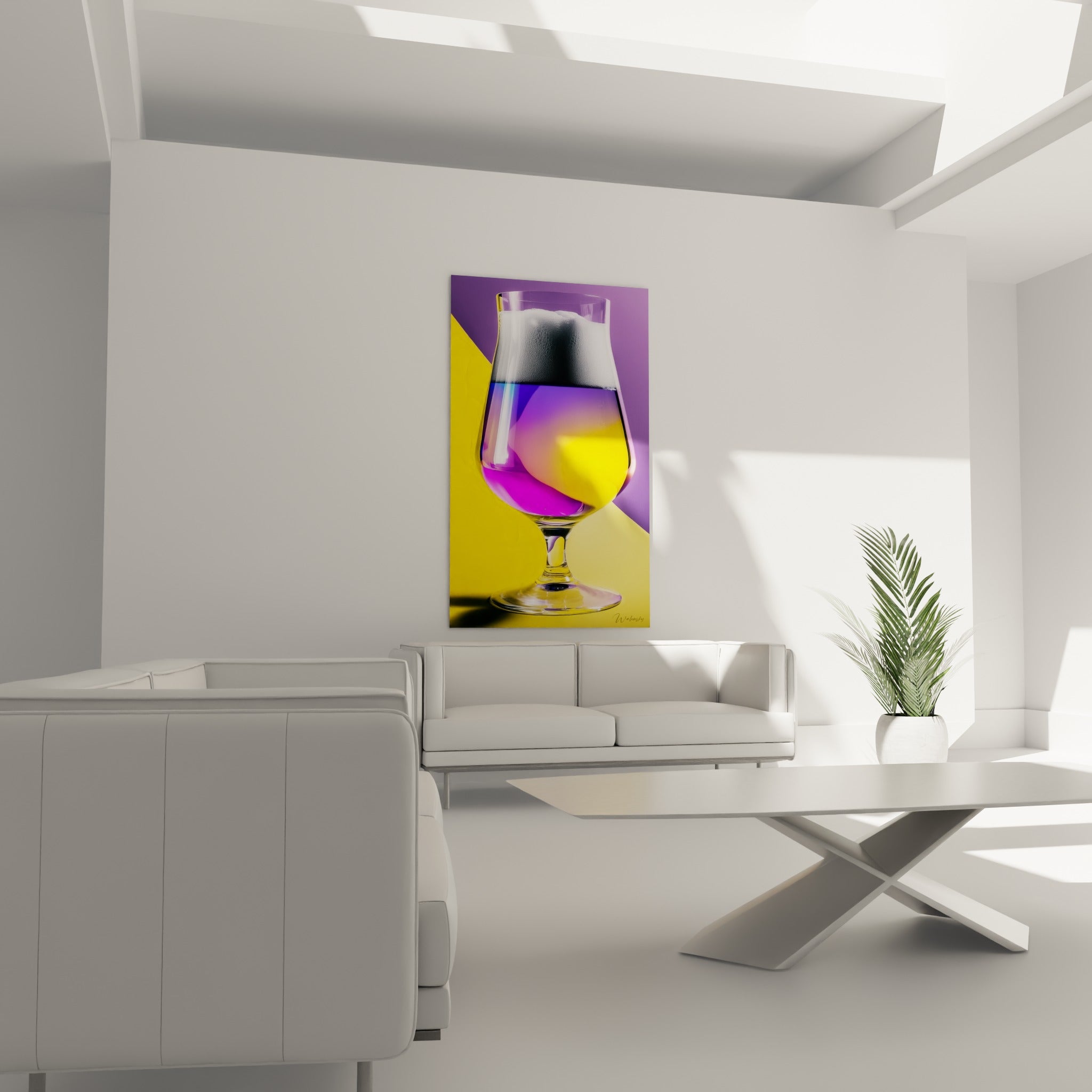 Bière lumineuse violette et jaune vif dans un verre à pied, au-dessus d'un canapé dans un salon lumineux