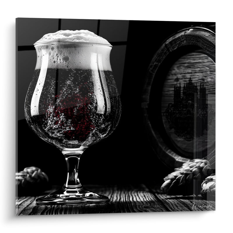 Tableau Verre à pied noir et blanc mousse abondante - Tonneau et pommes de pin - Edition Bière