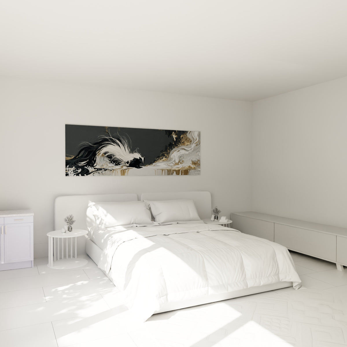 Silhouette de blaireau noir aux mèches blanches et dorées, accrochée au-dessus d'un lit dans une chambre claire