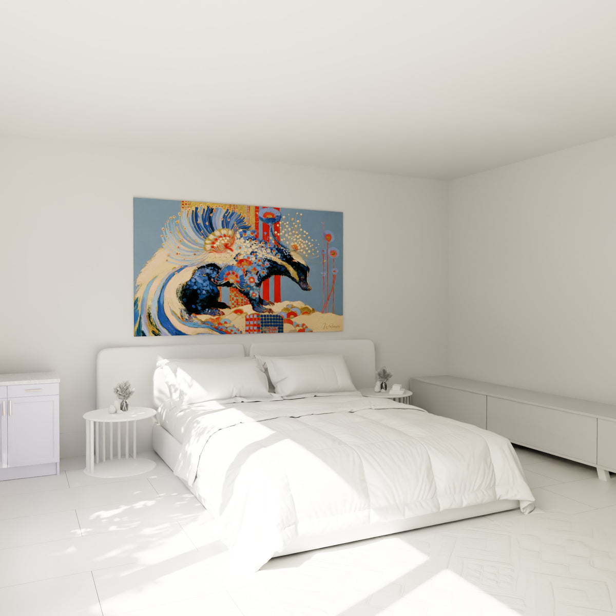 Silhouette du blaireau bleu marine et corail installée au-dessus d'un lit dans une chambre claire