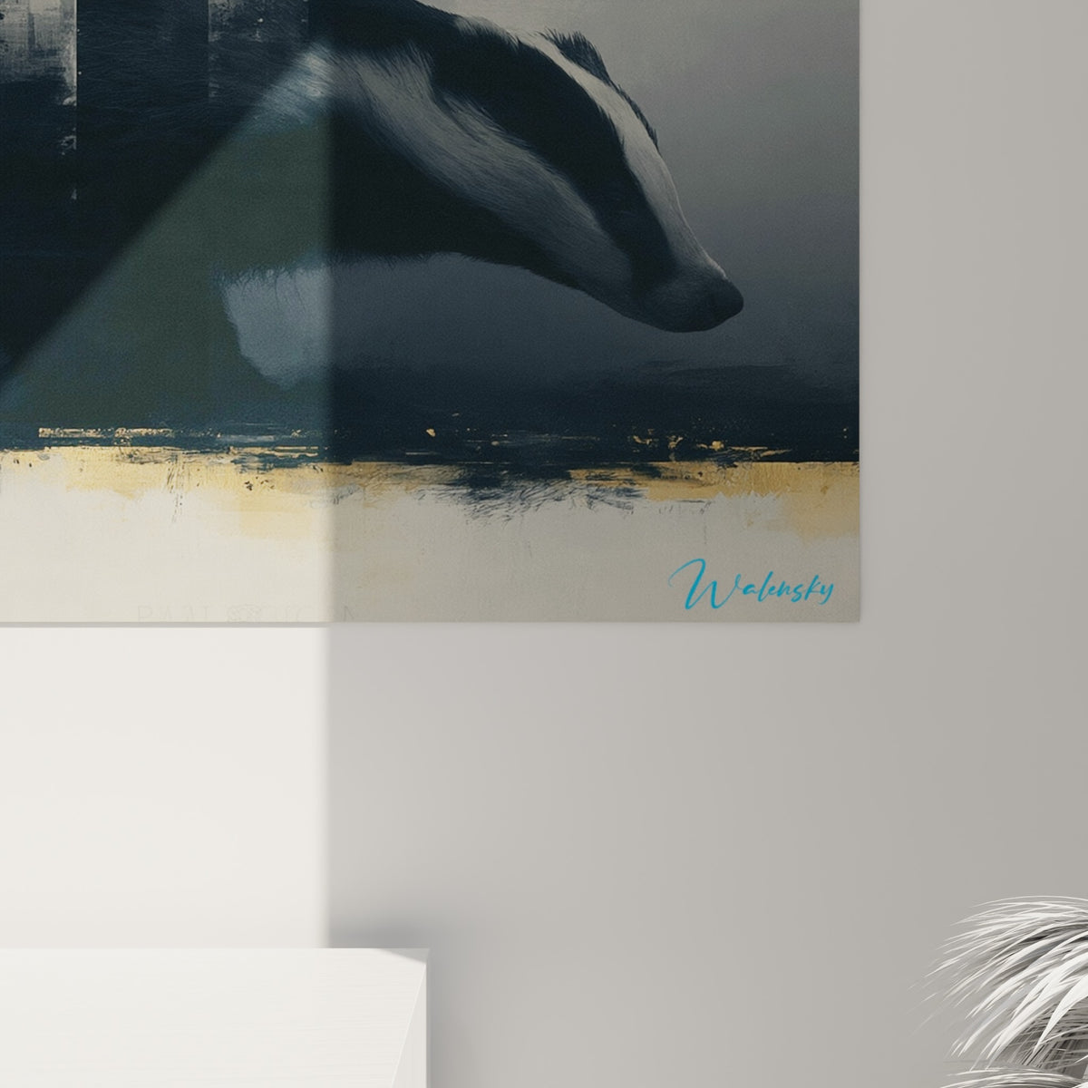 Empâtements texturés du pelage anthracite du blaireau, coulures dorées et bandes beiges qui se touchent