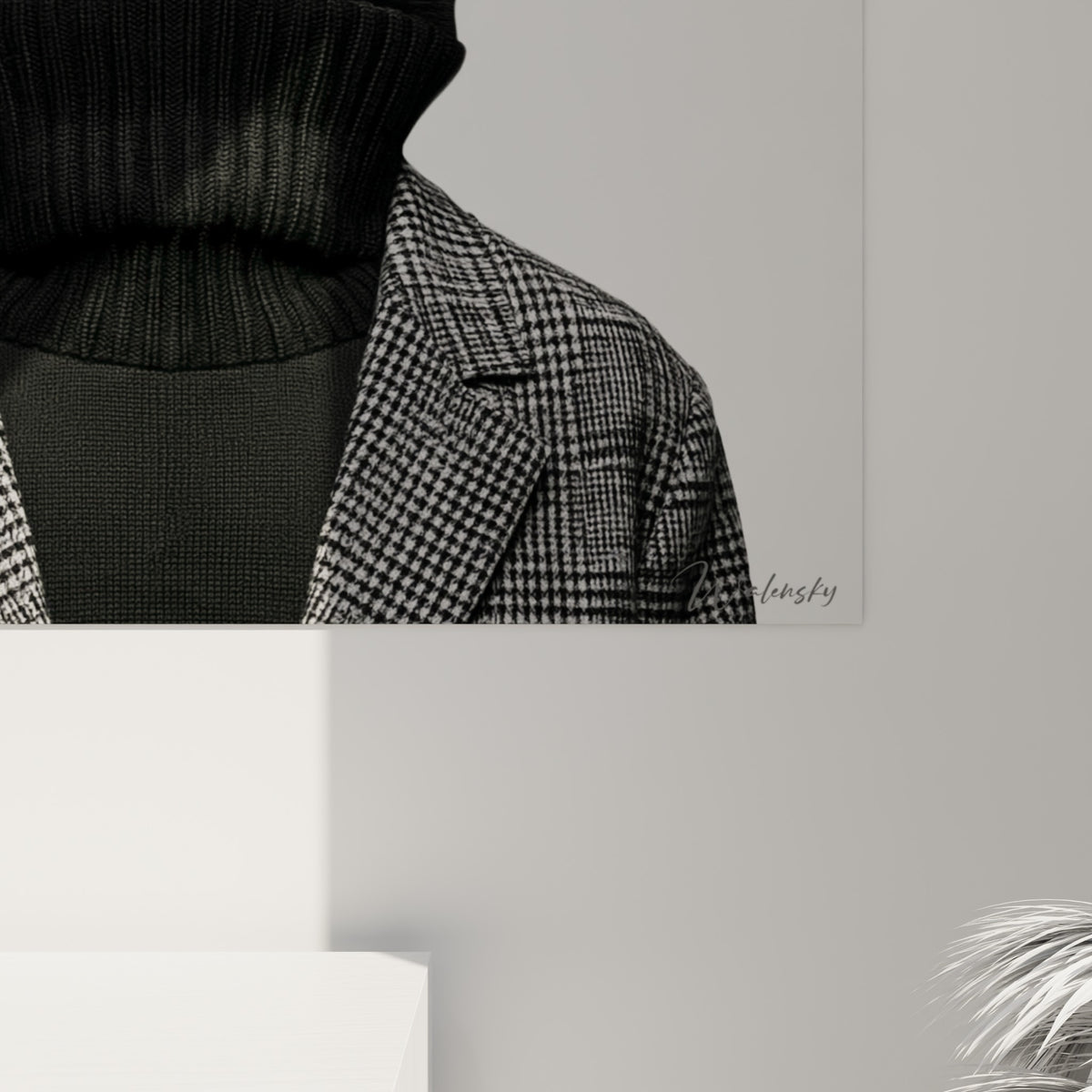 Empâtements en noir et gris révélant la texture du pelage du blaireau et le motif à carreaux de la casquette