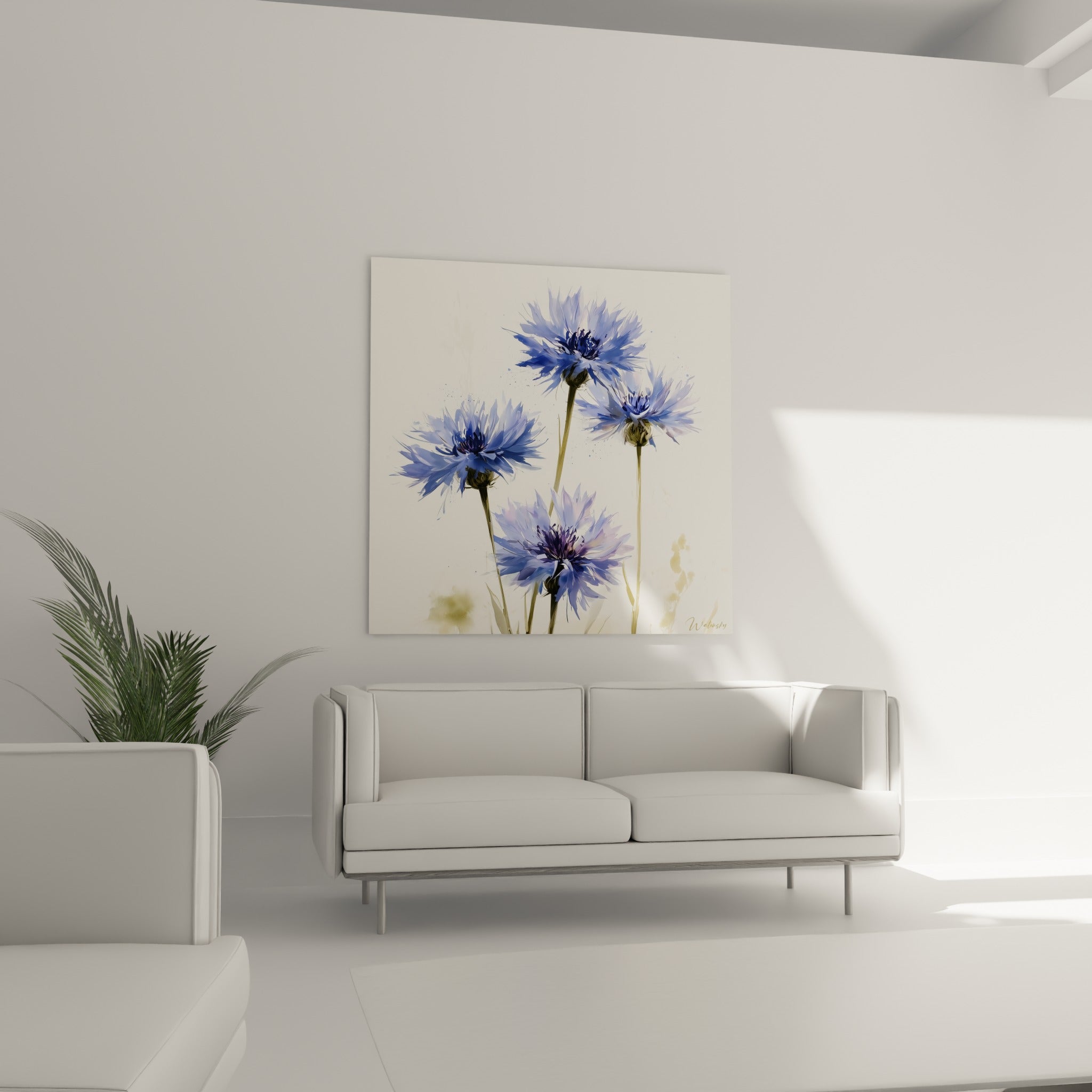 Fleurs de bleuet bleu pastel et ivoire disposées au-dessus d'un canapé dans un salon lumineux