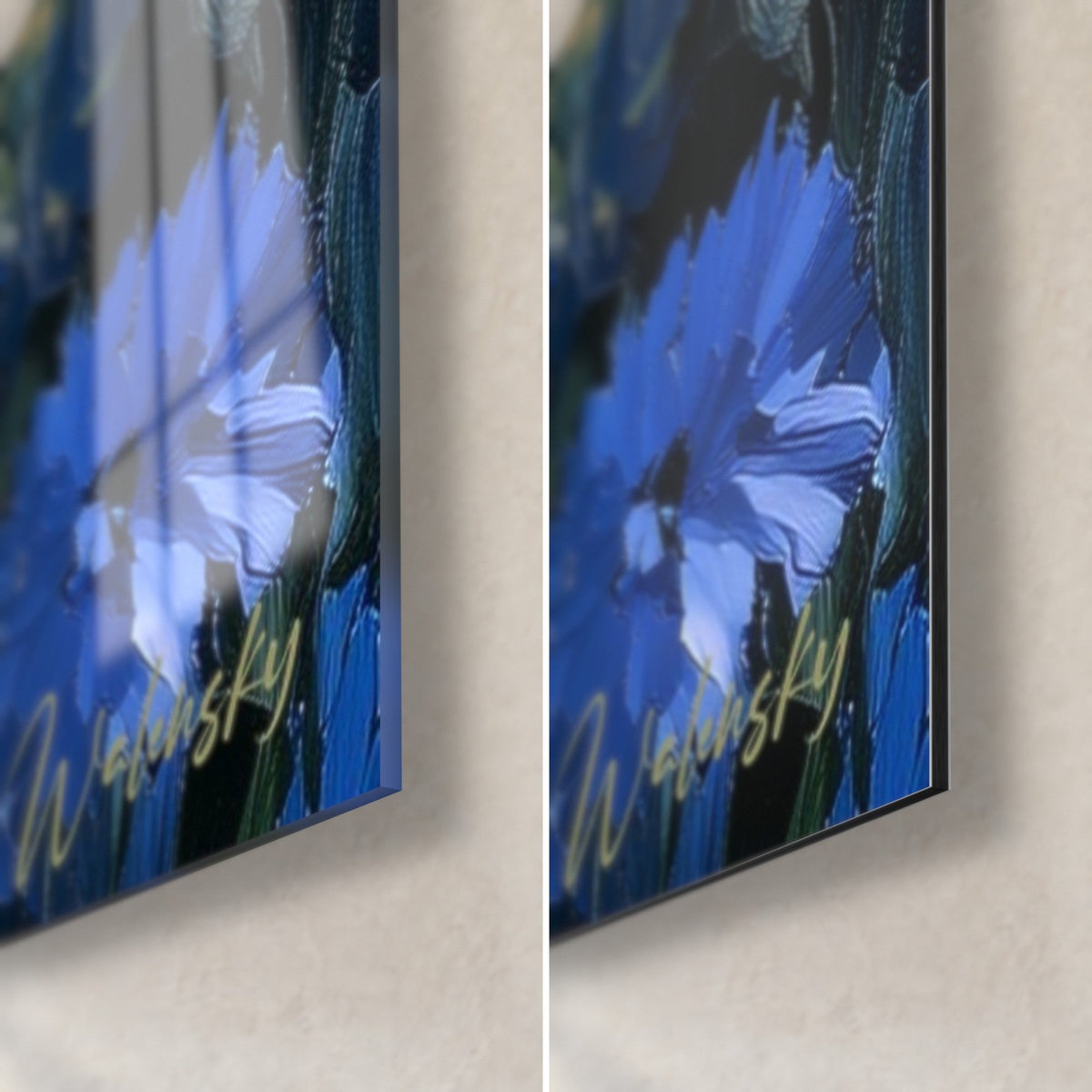 Tableau bleuet bleu cobalt aux pétales frangés, coin bas droit : verre acrylique brillant à gauche, Dibond mat à droite, tranche 3 mm