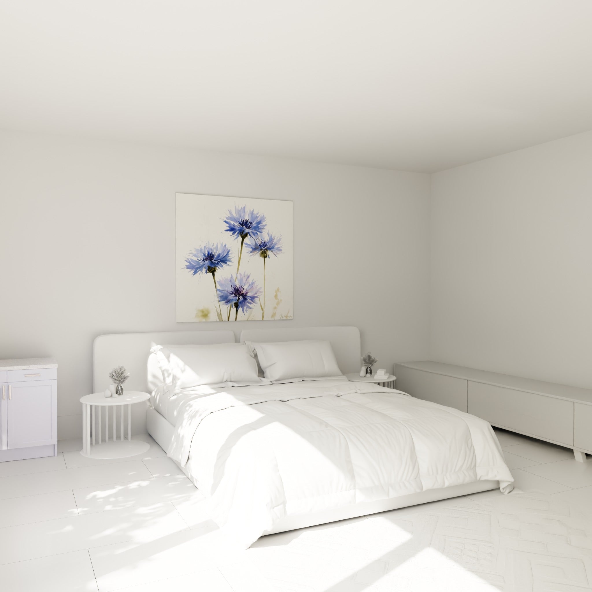 Quatre bleuets lavande et anthracite se déployant au-dessus d'un lit dans une chambre claire