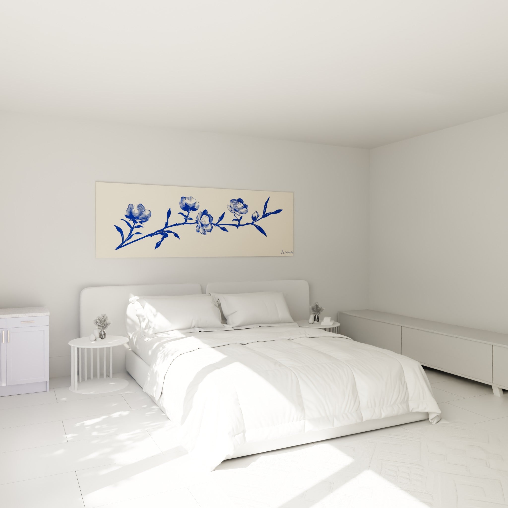 Fleurs bleu marine tracées sur fond crème, tableau Bleuet au-dessus d'un lit dans une chambre claire
