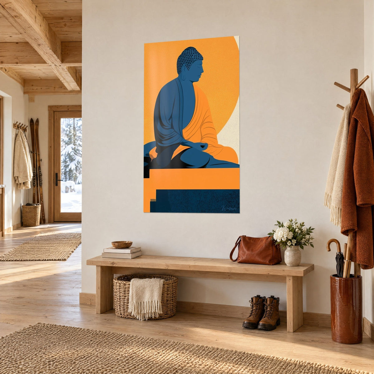 Quadro statua meditante nei toni blu ardesia e arancio vivo, basamento a gradoni, nell'ingresso di uno chalet in legno