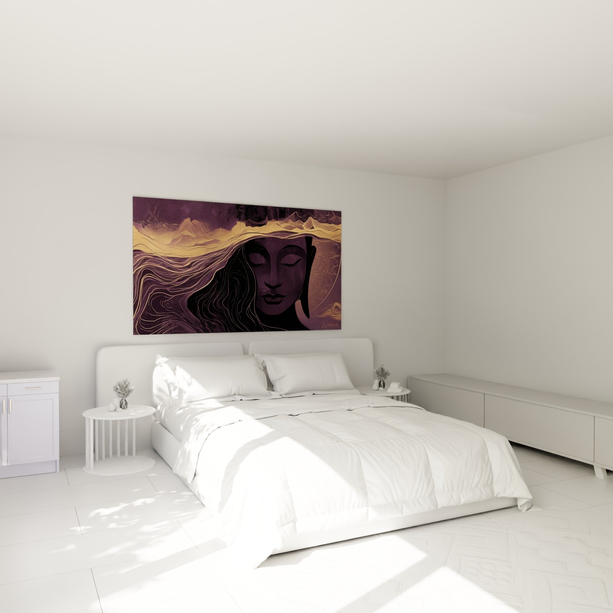 Sérénité d'un Bouddha violet et doré, accroché au-dessus d'un lit dans une chambre claire