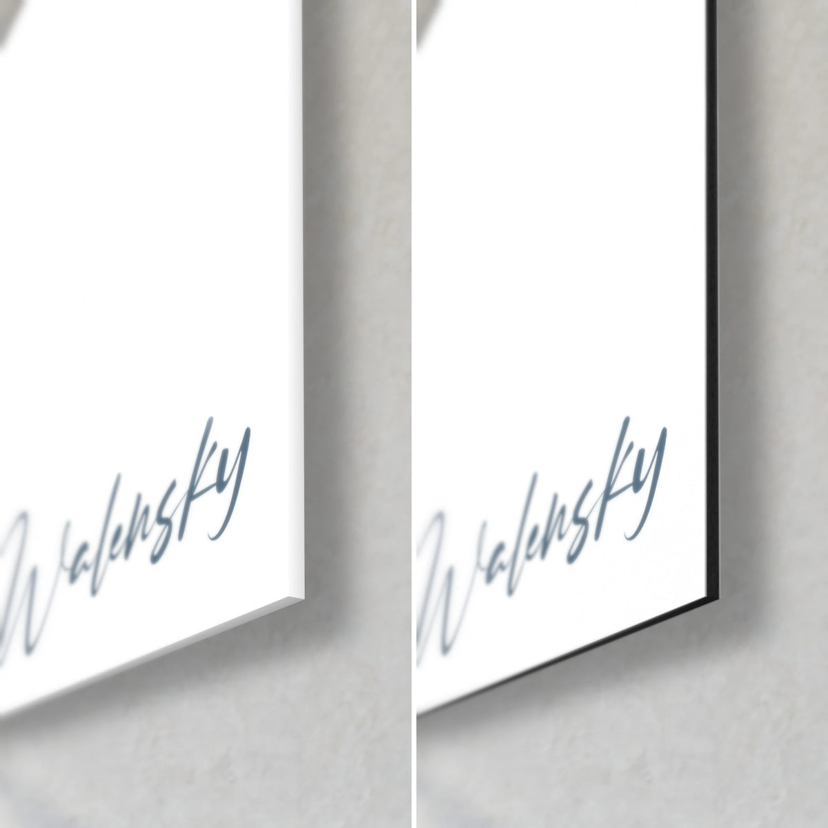 Tableau Bouddha, signature Walensky bleu gris sur blanc, verre acrylique brillant et Dibond noir mat, tranche de 3 mm