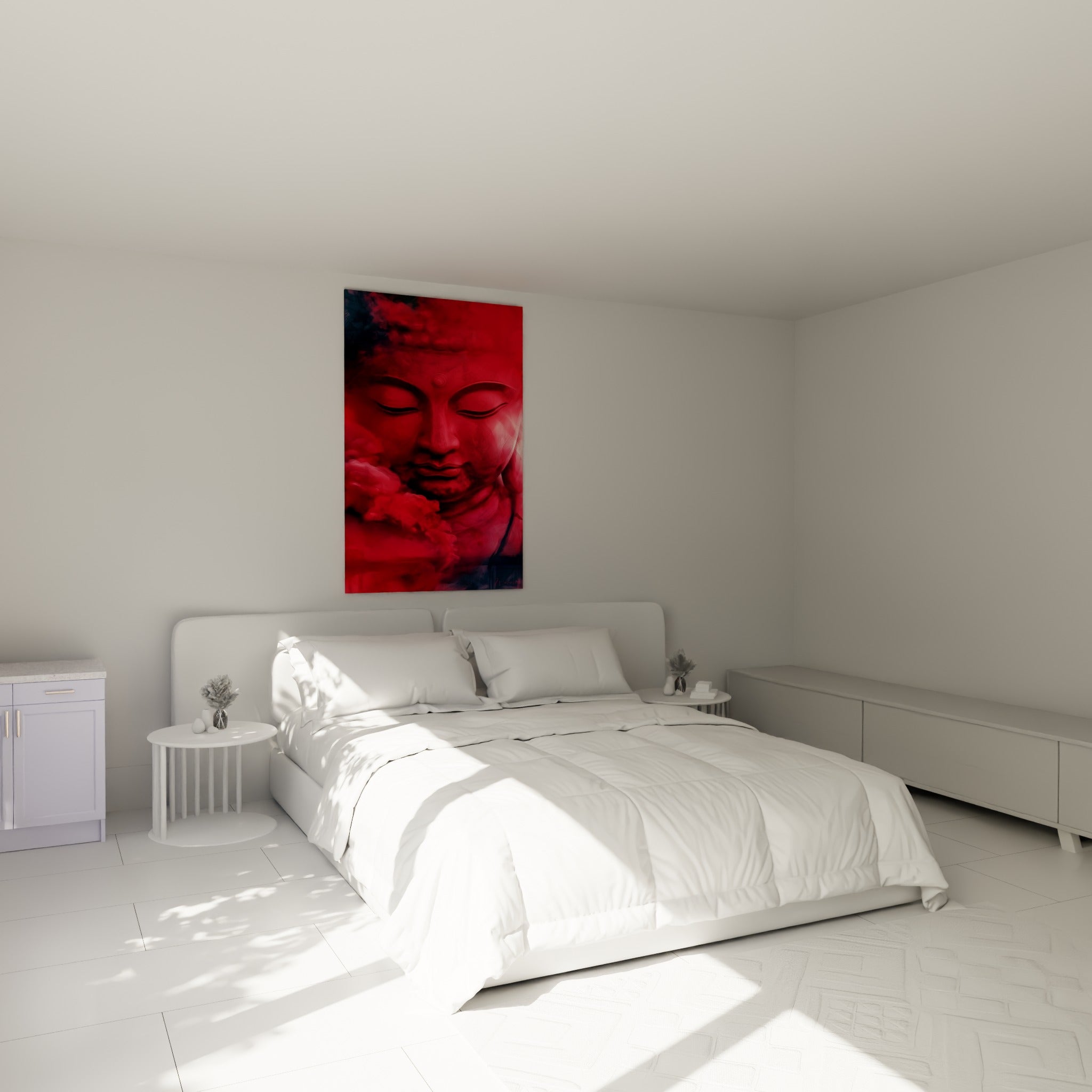 Visage de Bouddha rouge sang et bleu nuit, serein, accroché au-dessus d'un lit dans une chambre claire