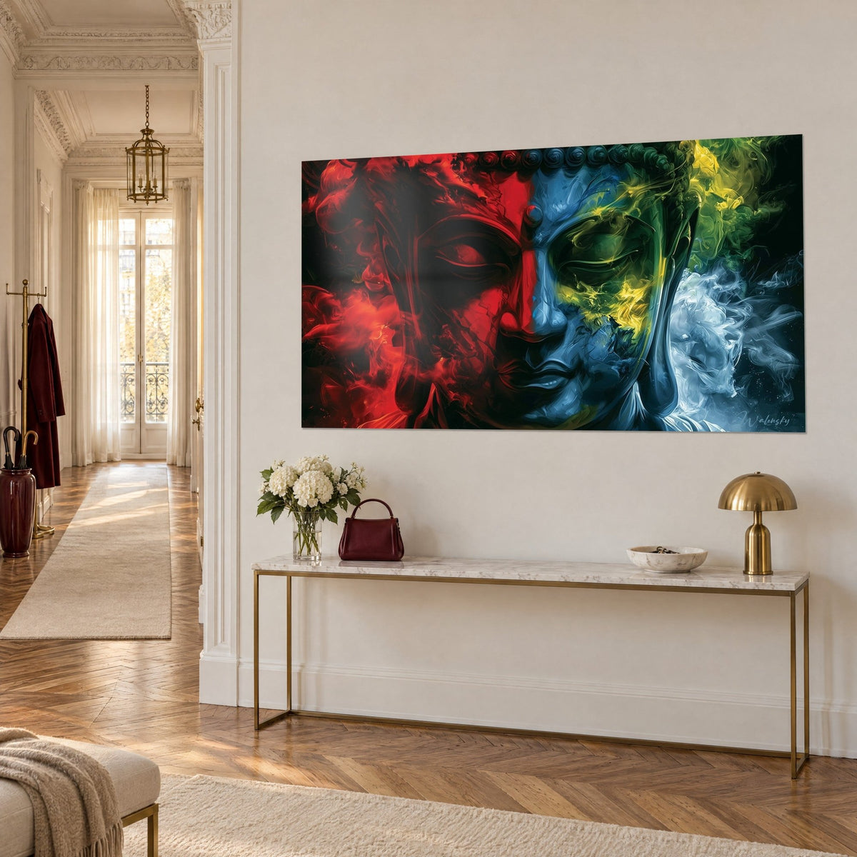 Tableau effigie bouddhiste mi-flamme écarlate mi-acier bleuté, fumées vertes et blanches, vue de trois-quarts, au-dessus d'une console dorée