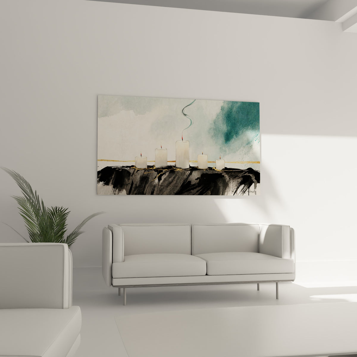 Flammes ocre et socle noir peints sur toile, disposés au-dessus d'un canapé dans un salon lumineux.