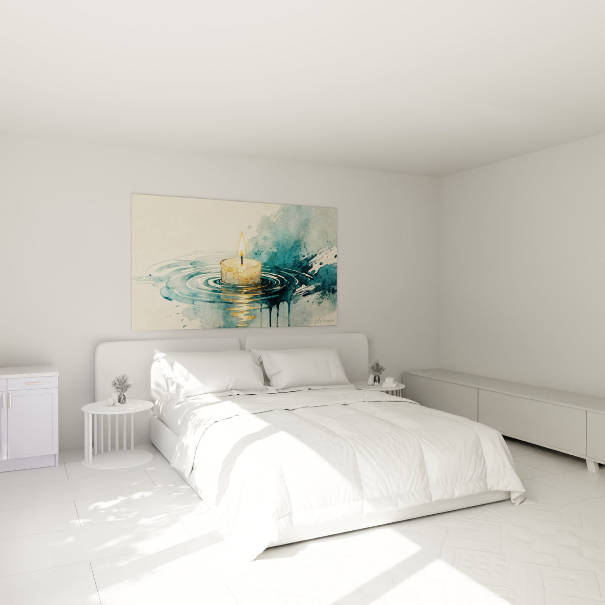 Flamme dorée et ondes anthracite de la bougie flottante au-dessus d'un lit dans une chambre claire