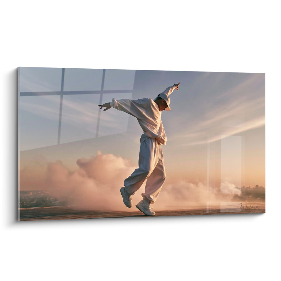Tableau Danseur blanc et rose parmi les nuages - Silhouette urbaine à l'horizon - Edition Breakdance