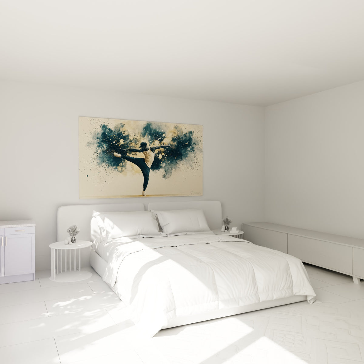 Figure de breakdance en freeze, tons bleu marine et beige, au-dessus d'un lit dans une chambre claire