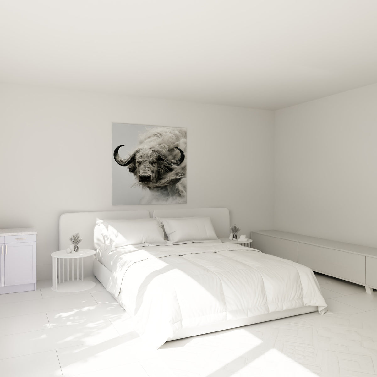 Regard intense du buffle blanc et gris au-dessus d'un lit dans une chambre claire