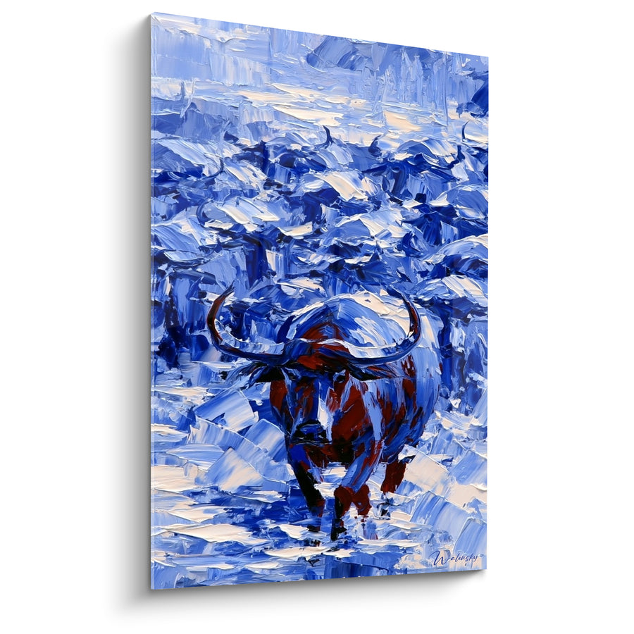 Tableau Buffle brun aux cornes larges dans la neige bleue - Marche hivernale - Edition Buffle
