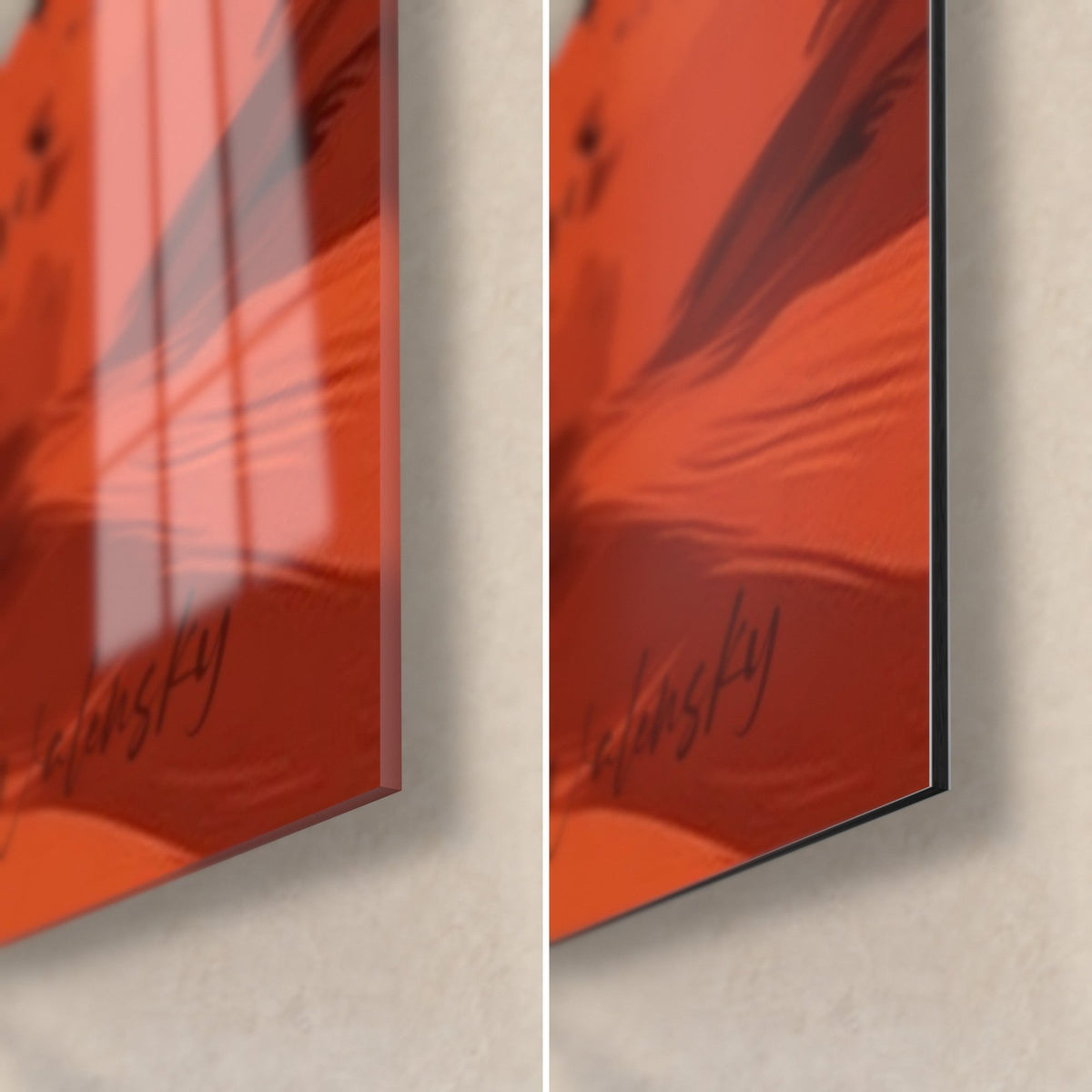 Tableau bête noire cornue en pleine course, coin bas droit : verre acrylique brillant à gauche, alu Dibond mat rouge à droite