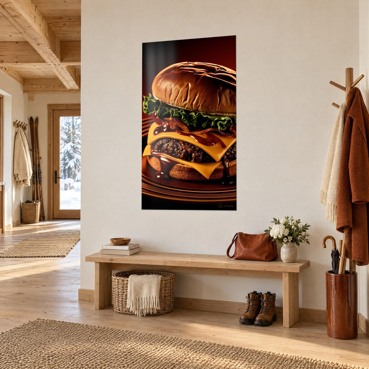 Tableau hamburger au pain brioché brun, laitue verte et cheddar fondant, vu de trois quarts dans l'entrée d'un chalet boisé