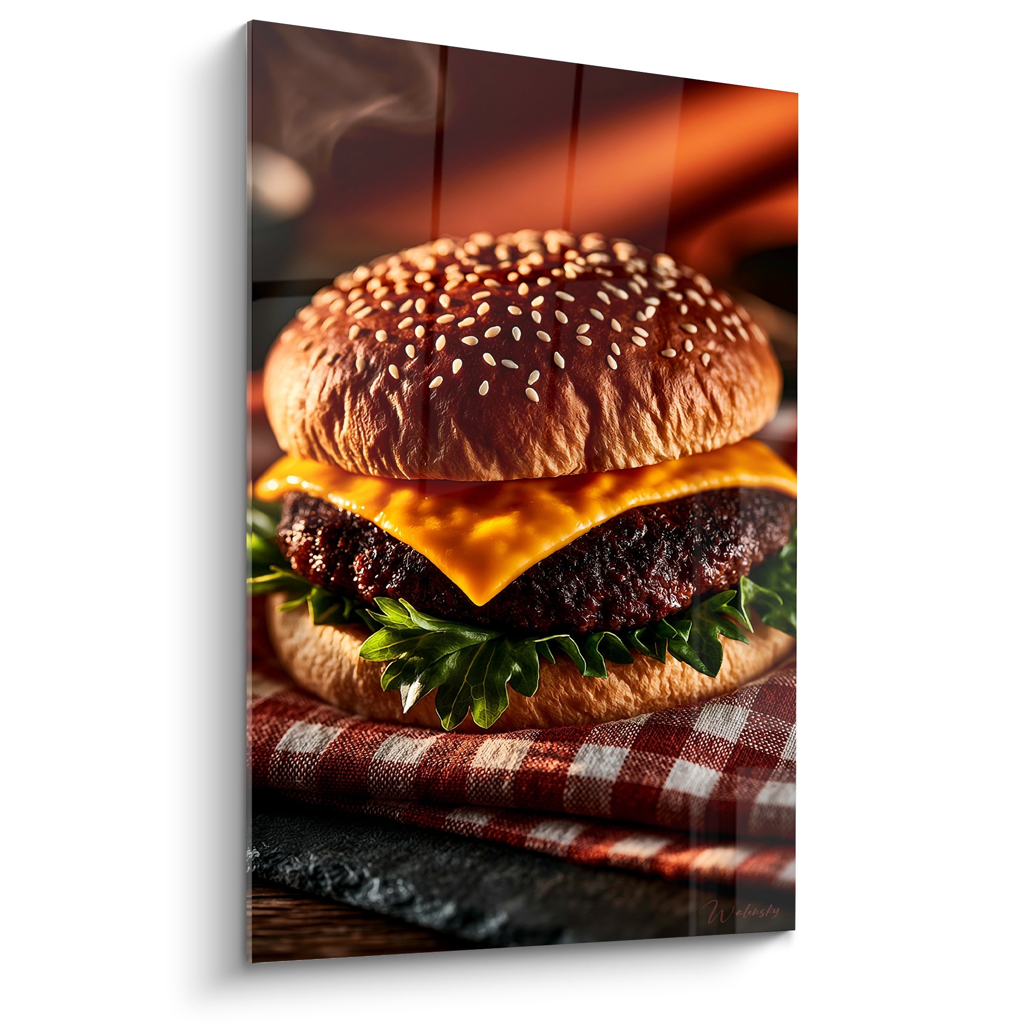 Cheeseburger doré au fromage fondu et à la viande grillée, sésame croustillant sur pain fauve