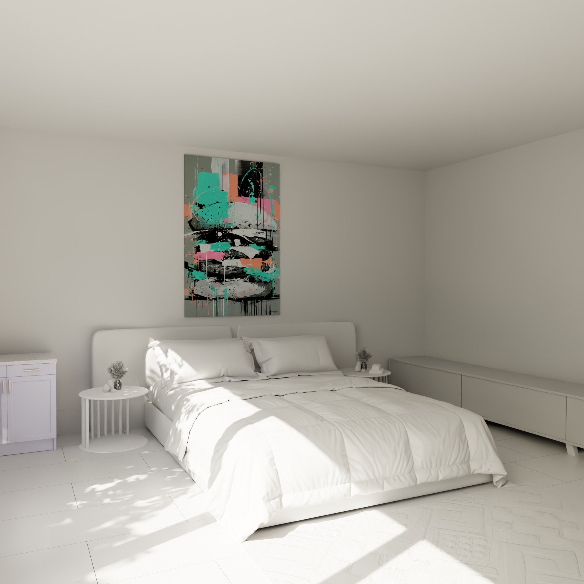 Empilement gourmand turquoise et corail suspendu au-dessus d'un lit dans une chambre claire