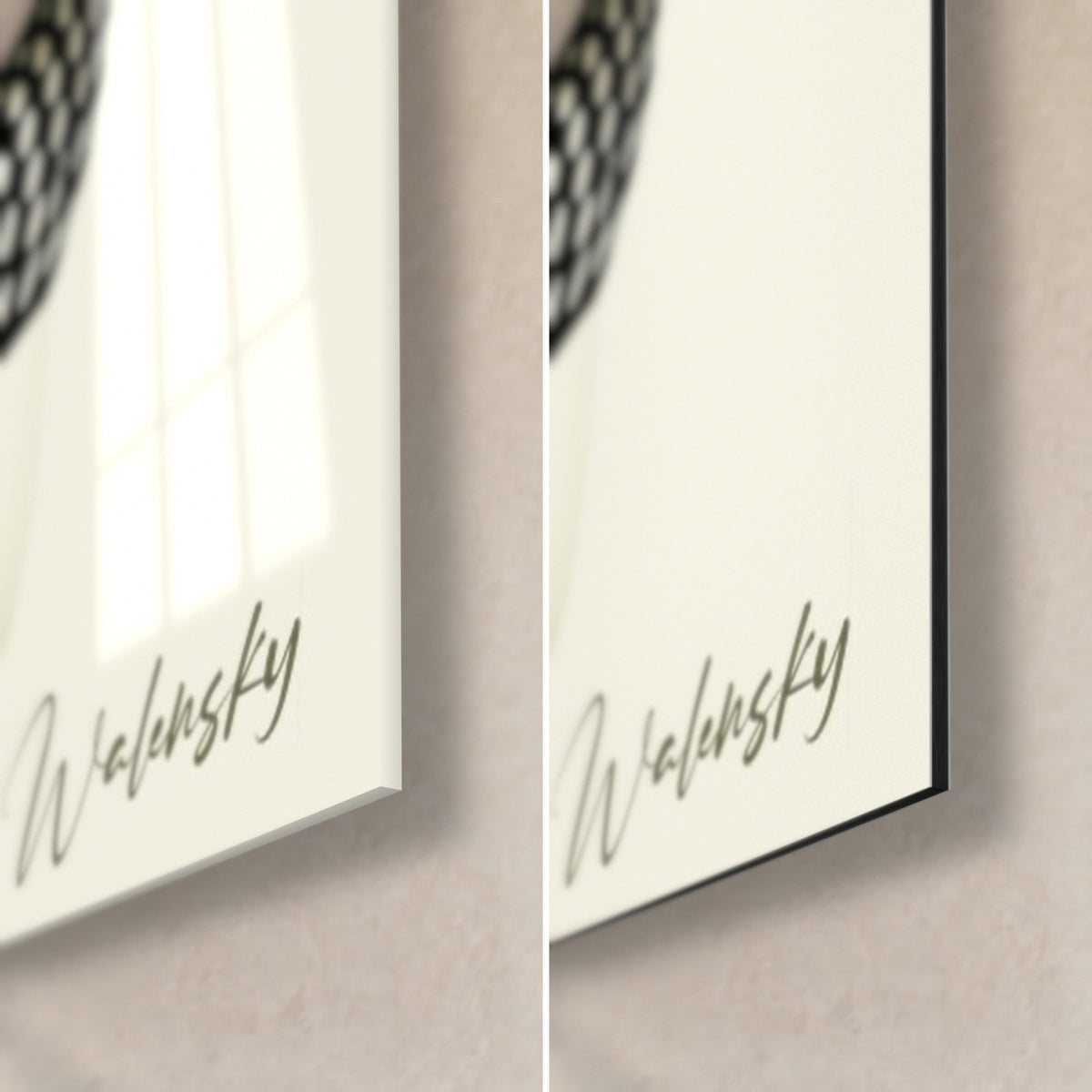 Tableau sandwich pop-art, pain crème et pois noirs, coin bas droit en verre brillant et alu Dibond mat de 3 mm