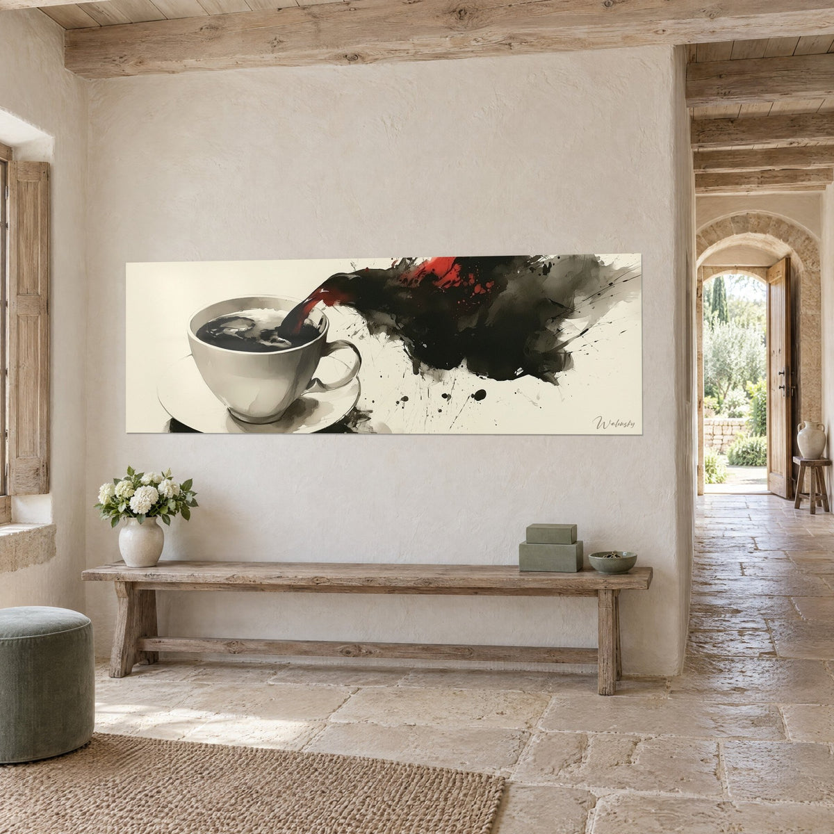 Quadro porcellana fumante e una scia di inchiostro nero striata di rosso carminio, vista a tre quarti, panca in legno e pietra chiara