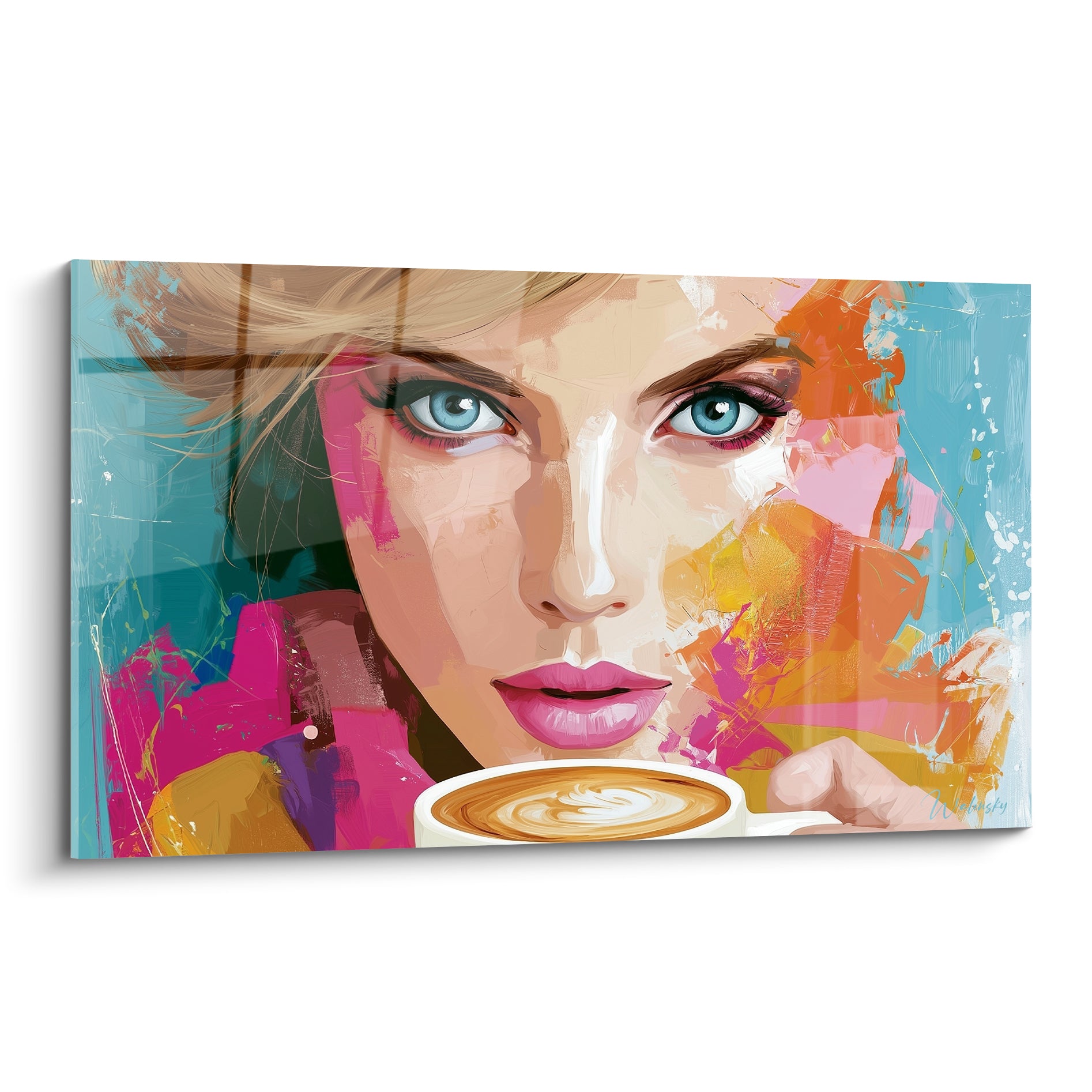 Portrait féminin aux yeux bleus tenant un cappuccino, fond turquoise, rose et doré éclaté