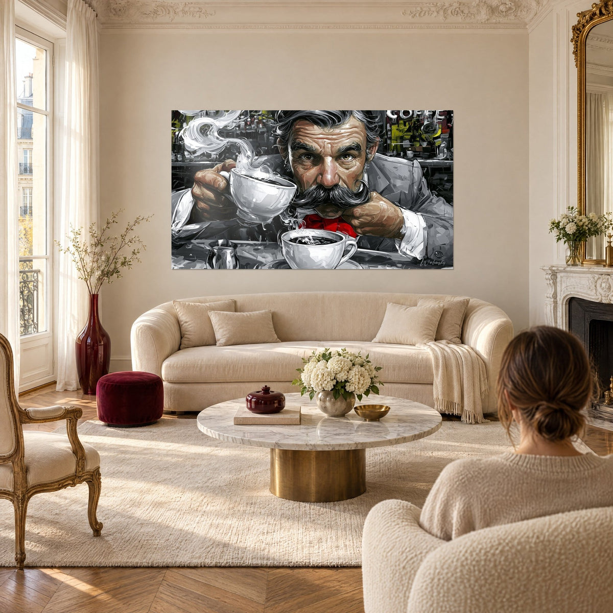 Tableau barista moustachu aux traits burinés, tasse blanche fumante, noir et rouge vif, au-dessus d'un canapé dans un salon lumineux
