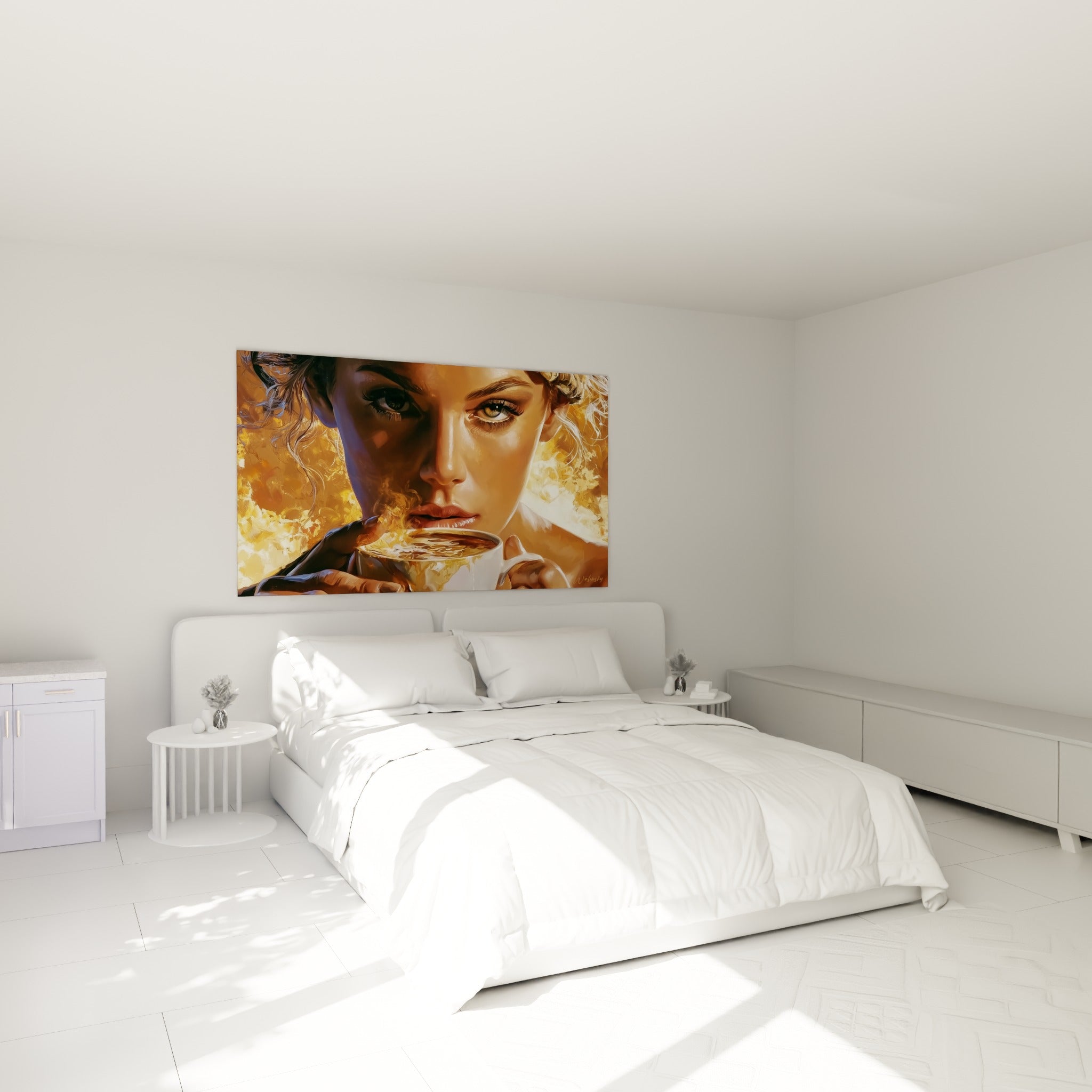 Regard doré et tasse fumante représentés sur ce tableau Café au-dessus d'un lit dans une chambre claire