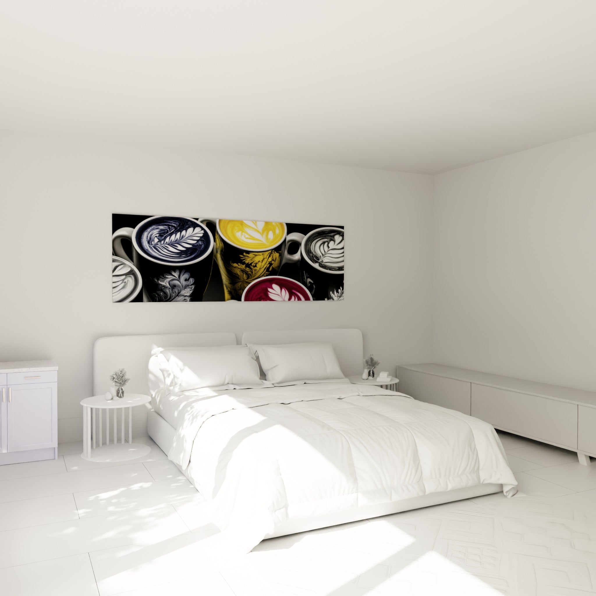Tasses de café noir et jaune moutarde, motifs en feuille, au-dessus d'un lit dans une chambre claire