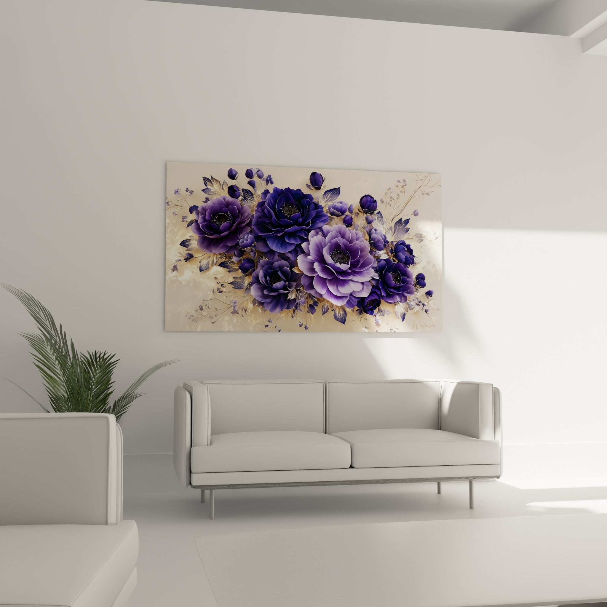 Camélias violet profond aux cœurs sombres et feuillage doré, disposés au-dessus d'un canapé dans un salon lumineux