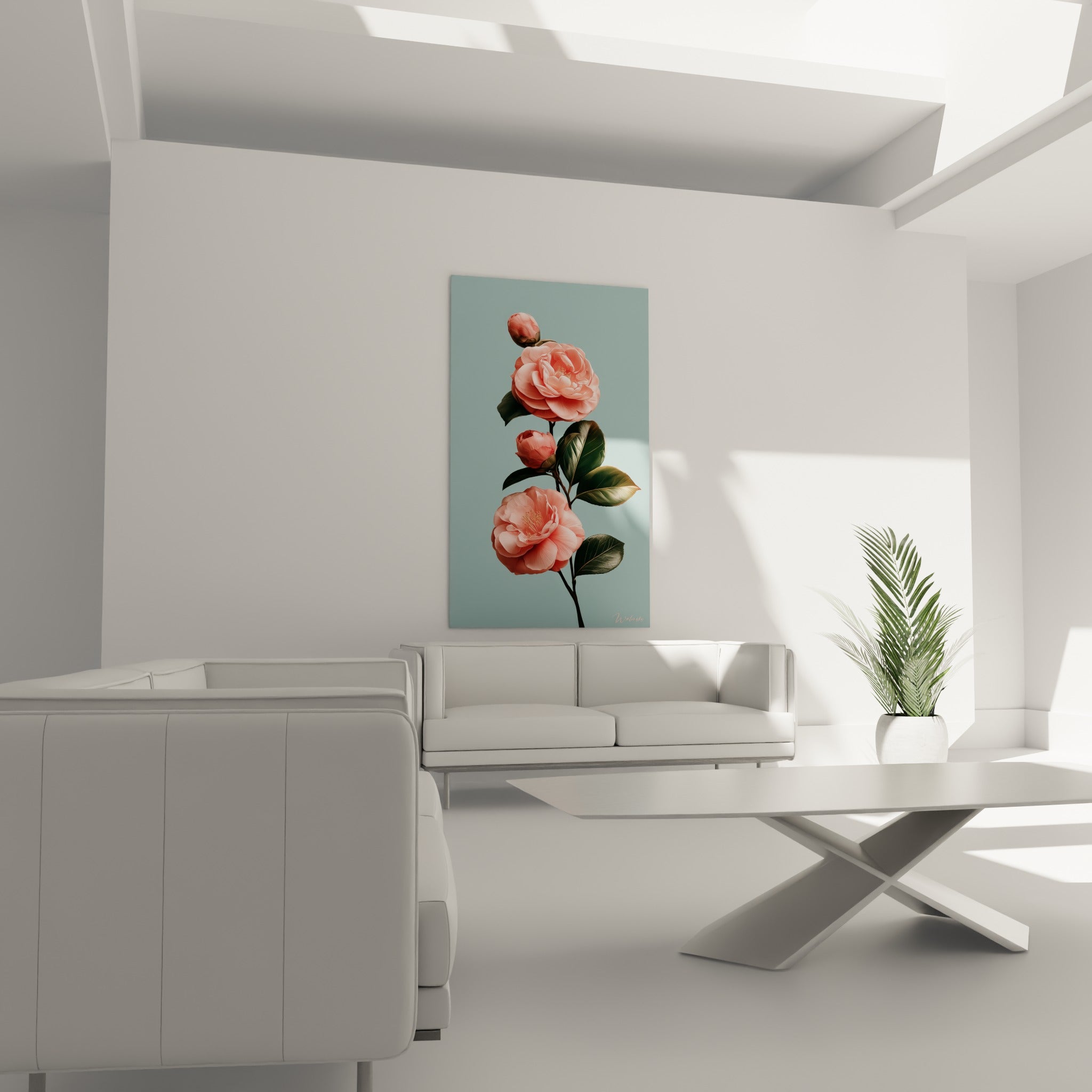 Branche de camélia rose corail et bourgeons sur fond bleu pâle, suspendue au-dessus d'un canapé dans un salon lumineux
