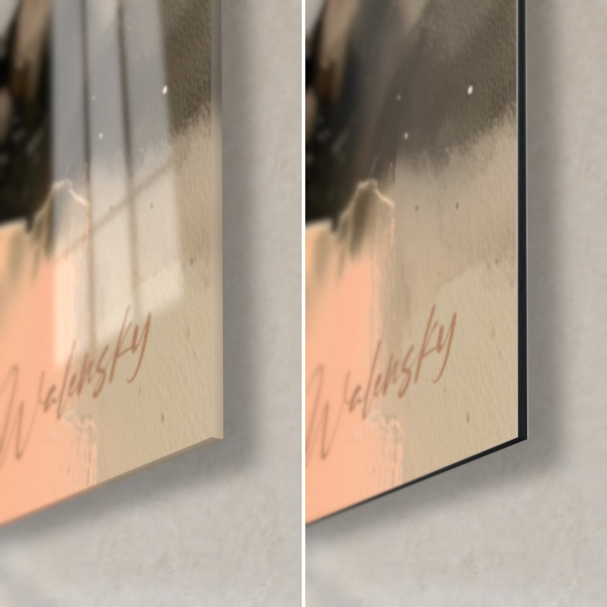 Tableau camélia rose et pêche, coin bas droit : signature Walensky, verre acrylique brillant à gauche, alu Dibond mat noir à droite