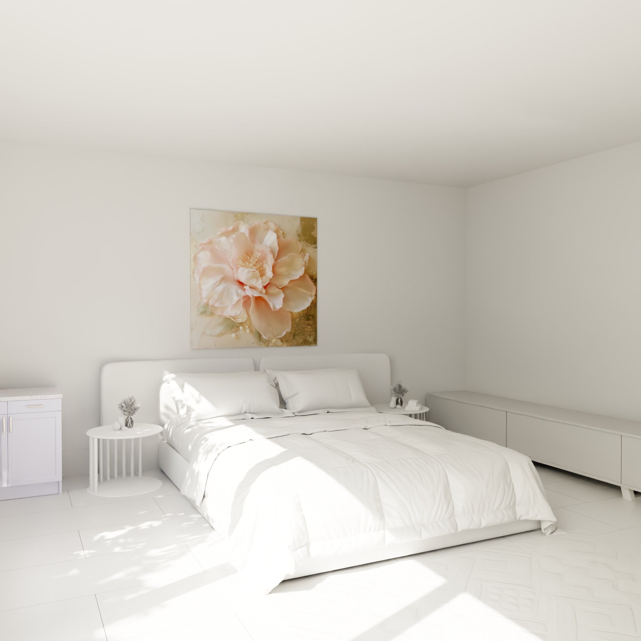 Fleur de camélia rose et or aux textures satinées, accrochée au-dessus d'un lit dans une chambre claire