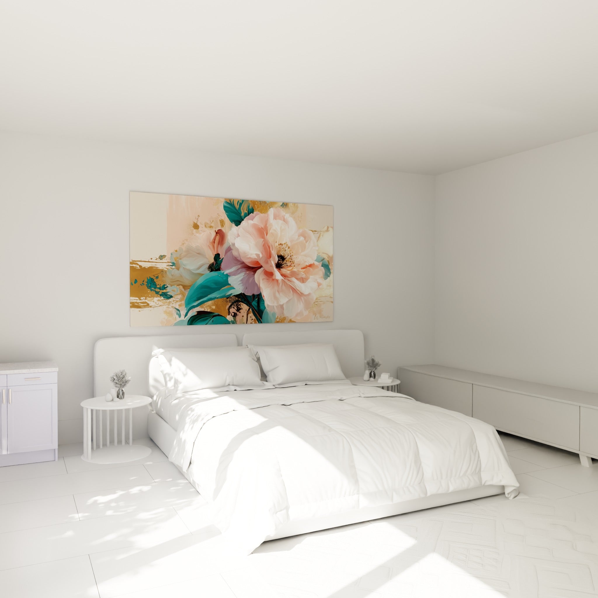 Fleur de camélia rose et lavande, cœur anthracite doré, au-dessus d'un lit dans une chambre claire